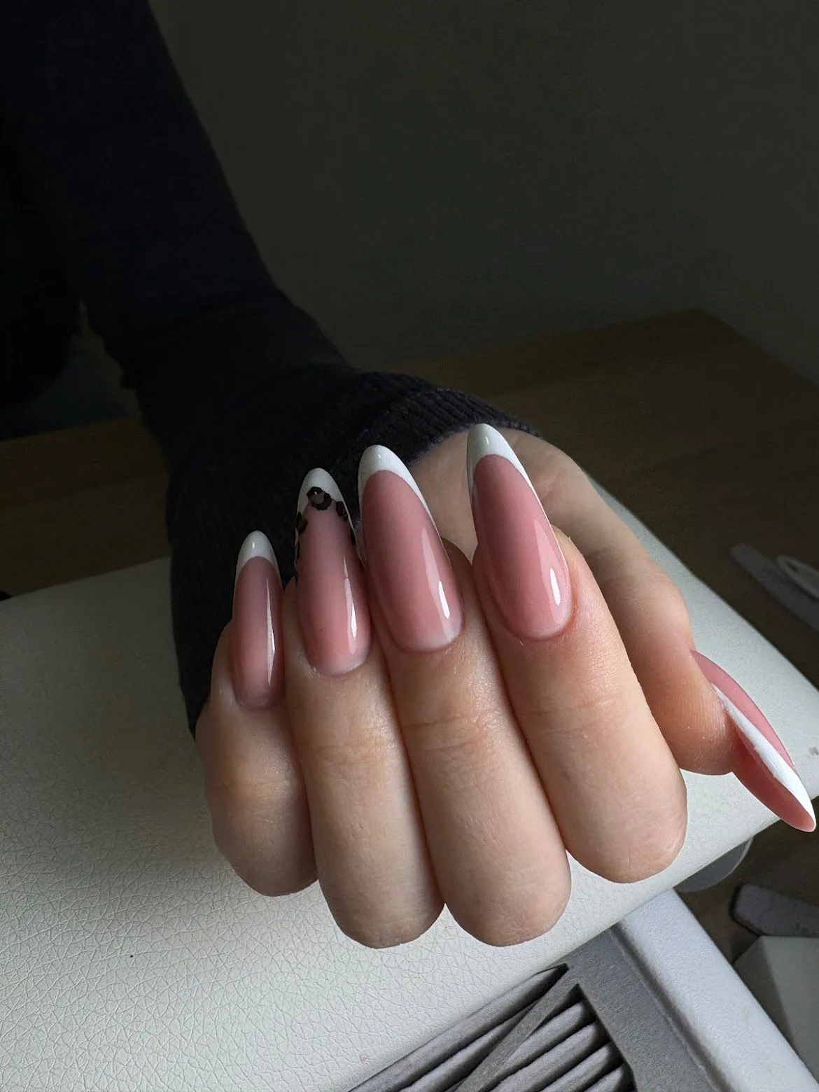 Aurora Nailroom - rad 10