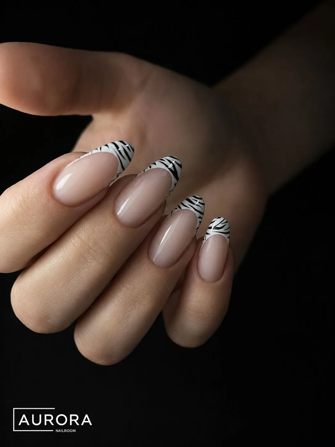 Aurora Nailroom - rad 6